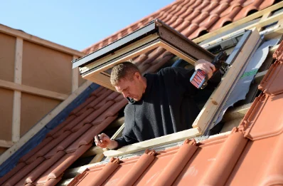 Pose de fenêtres de toit Velux à Morlincourt